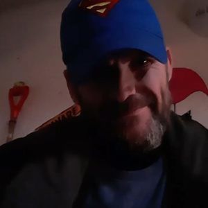 Meet your Posher, Troy